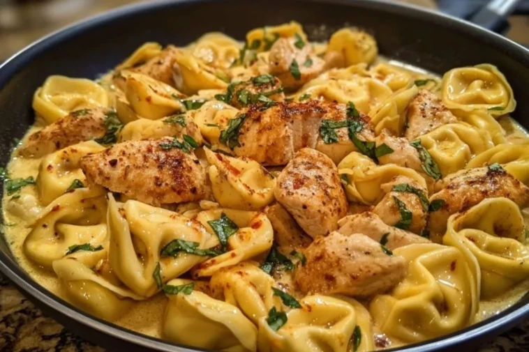 Tortellini au poulet épicé à l'ail et au beurre- 1